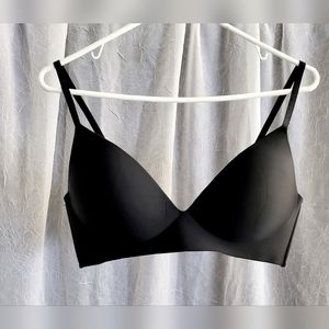 NWOT Vince Camuto bra